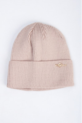 Шапка жіноча